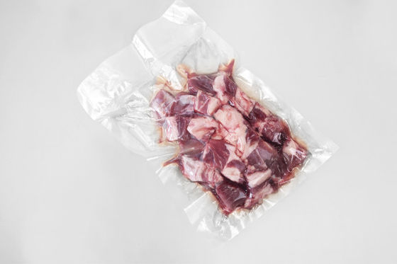jakość  PA PE Medium Barrier Vacuum Pouches 3mil 4mil 5mil 50-200mic For Frozen Or Fresh Meat fabryka